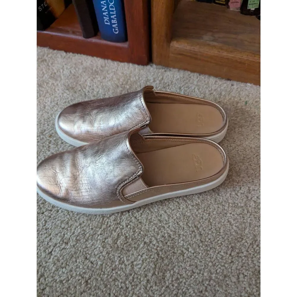 Uggs Sample Size: lady W8.5  Comfort Shoes Slip On Copper Pink